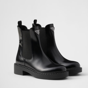 Brushed leather Chelsea boots